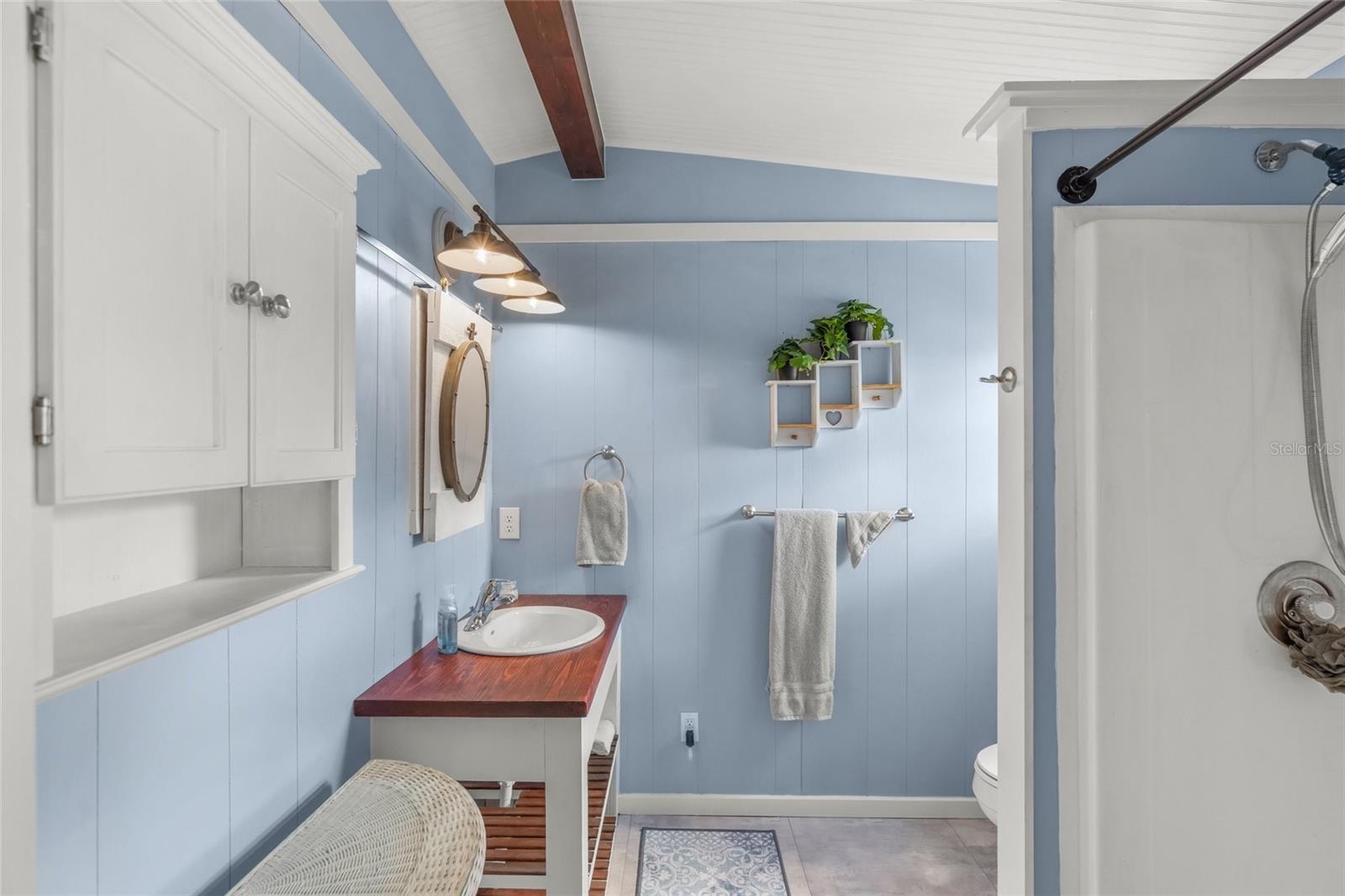 HARBOR COVE - Residential Lease