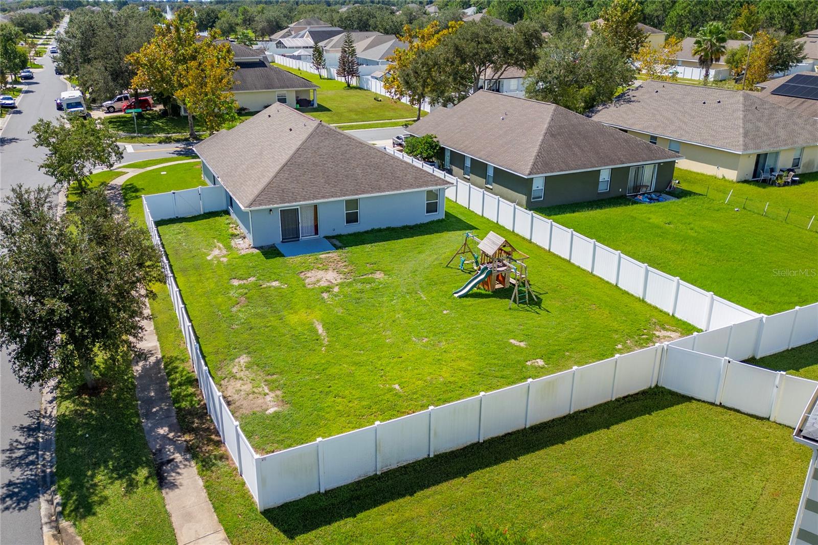 4106 LONGWORTH LOOP