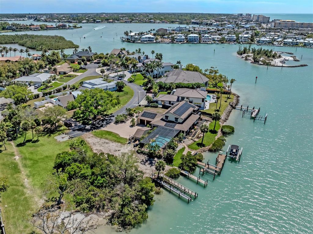 Photo of 603 Four Bays Drive, Nokomis, FL 34275 (MLS # N6143312)