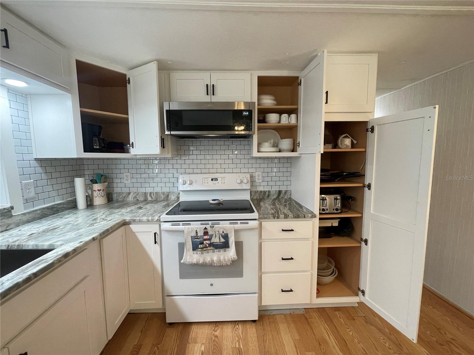 GOLF LAKES RESIDENTS CO-OP - Residential