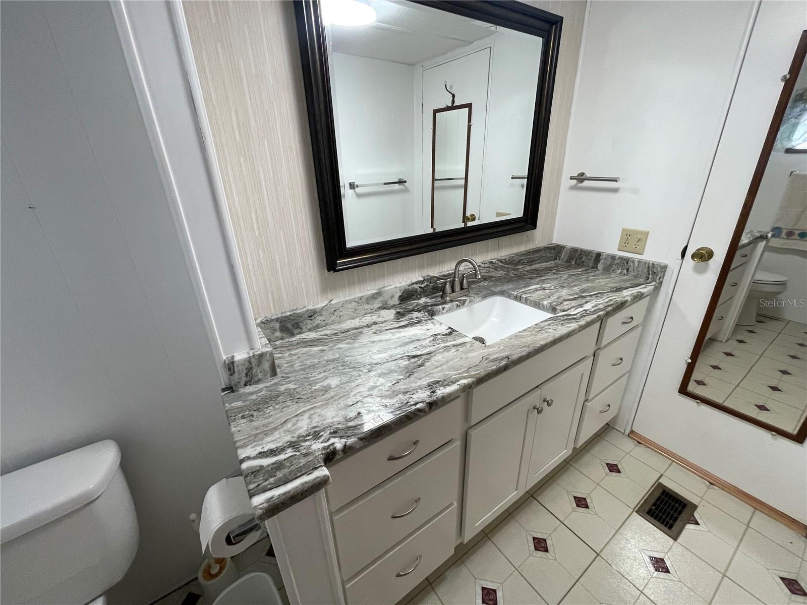 GOLF LAKES RESIDENTS CO-OP - Residential