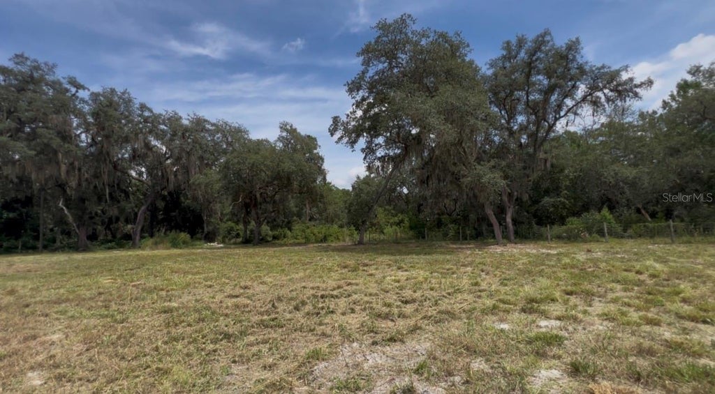 Photo of 106 Planet Dr, Crescent City, FL 32112 (MLS # FC321098)