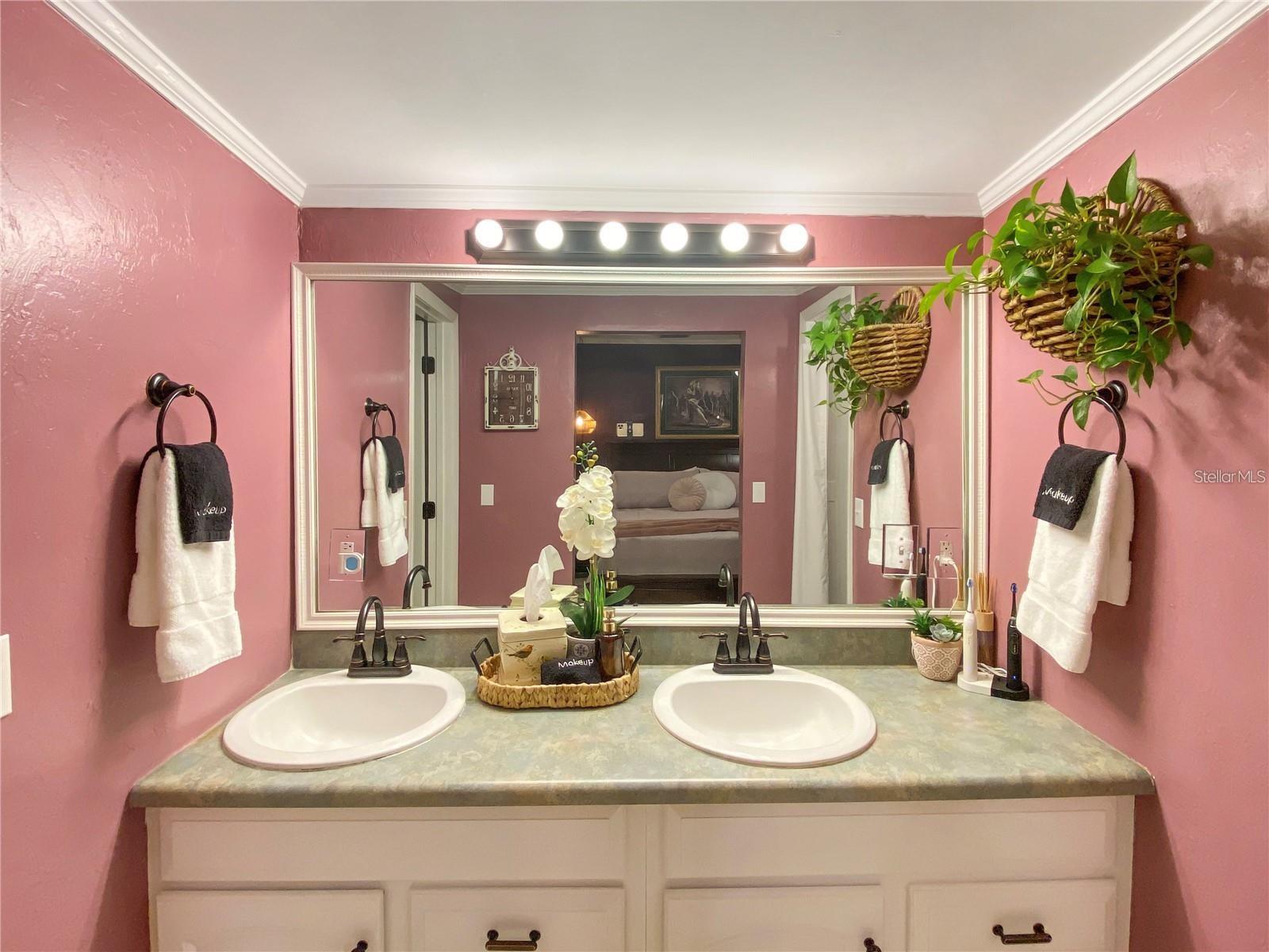 OAK HILL ESTATES SUB - Residential