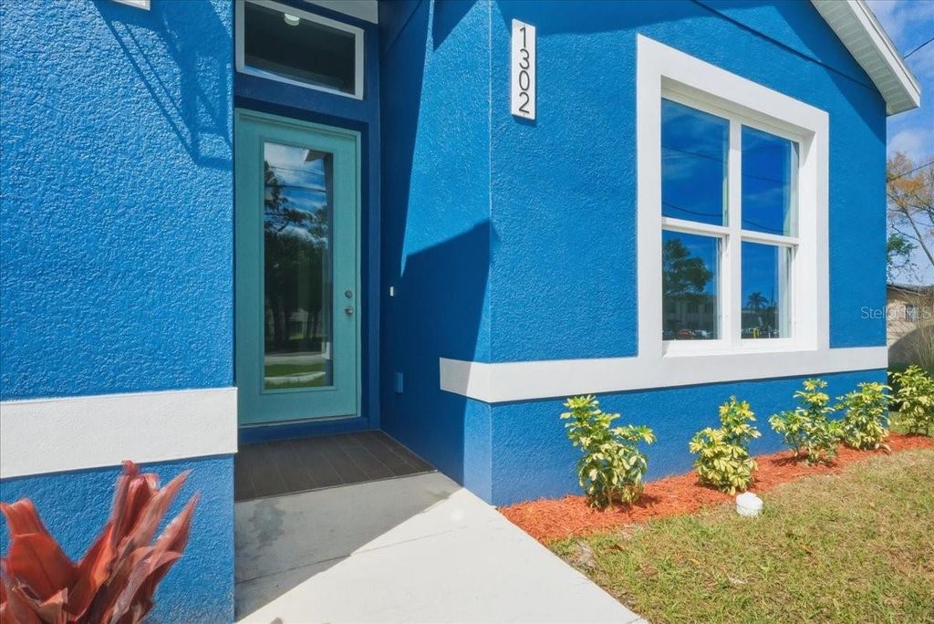 Photo of 1302 Moselle Avenue, Orlando, FL 32807 (MLS # O6393827)