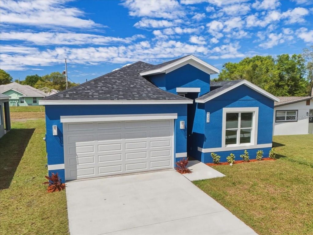 Photo of 1302 Moselle Avenue, Orlando, FL 32807 (MLS # O6393827)