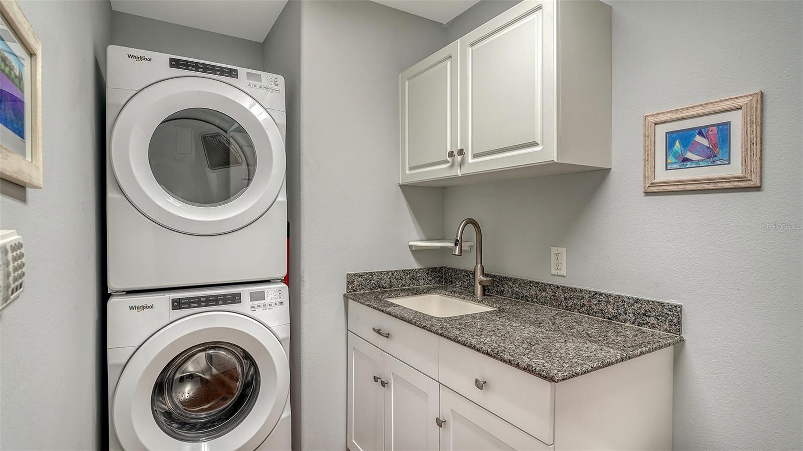 PALMER SQUARE WEST - Residential