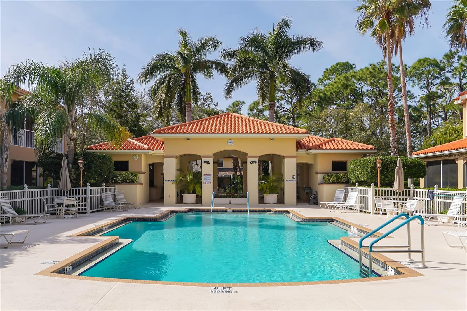 PALMER SQUARE WEST - Residential