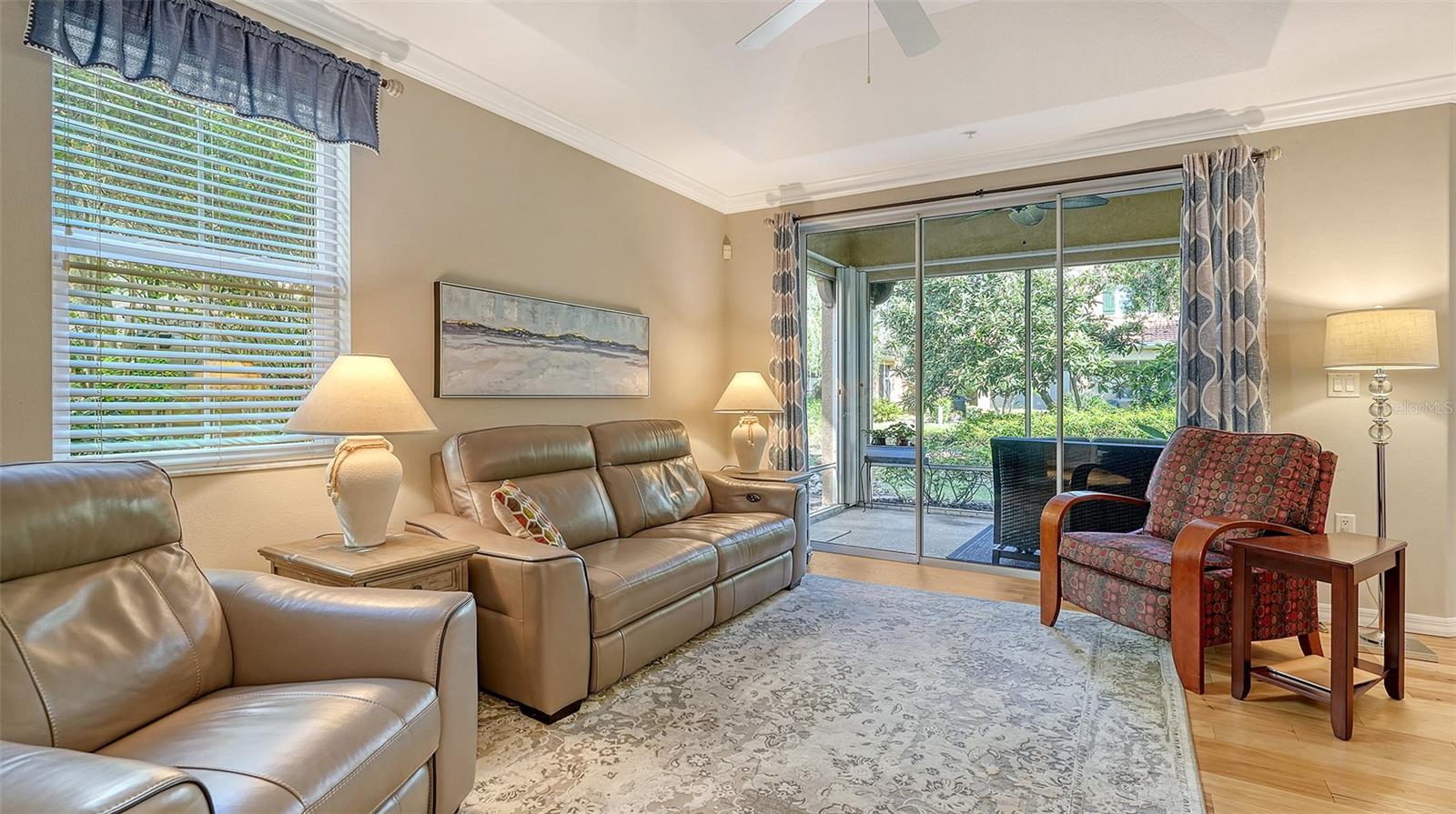 PALMER SQUARE WEST - Residential