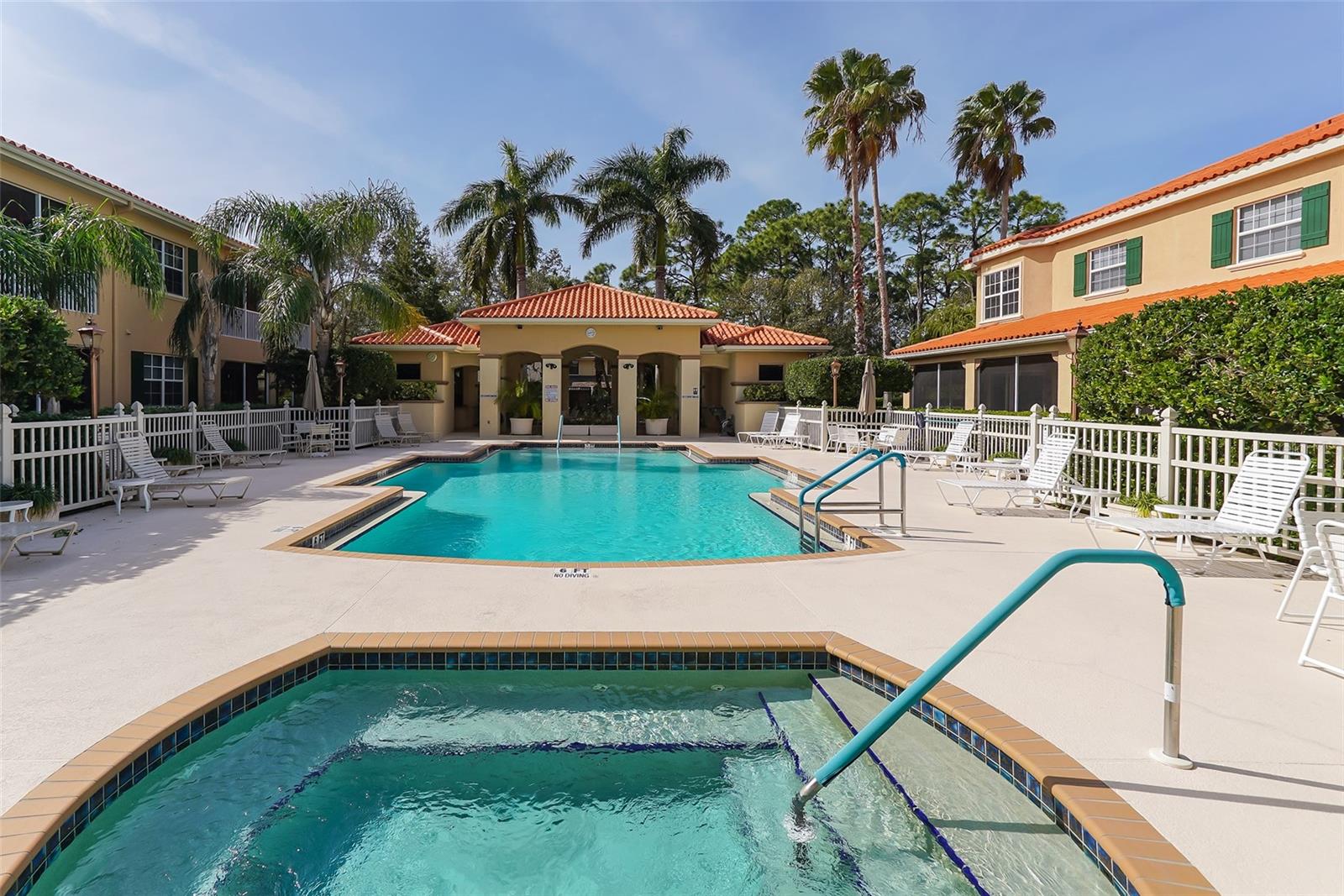 PALMER SQUARE WEST - Residential