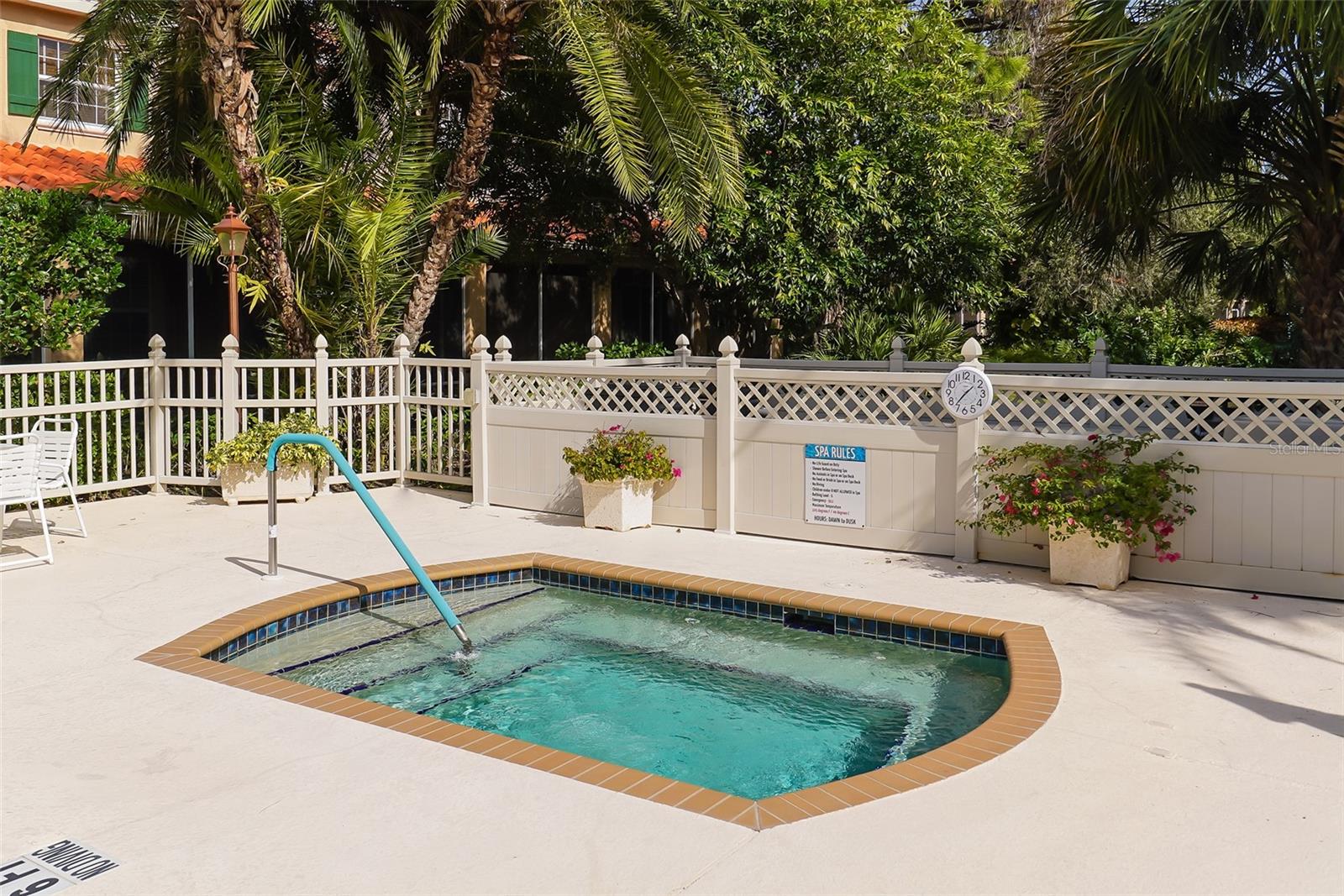 PALMER SQUARE WEST - Residential