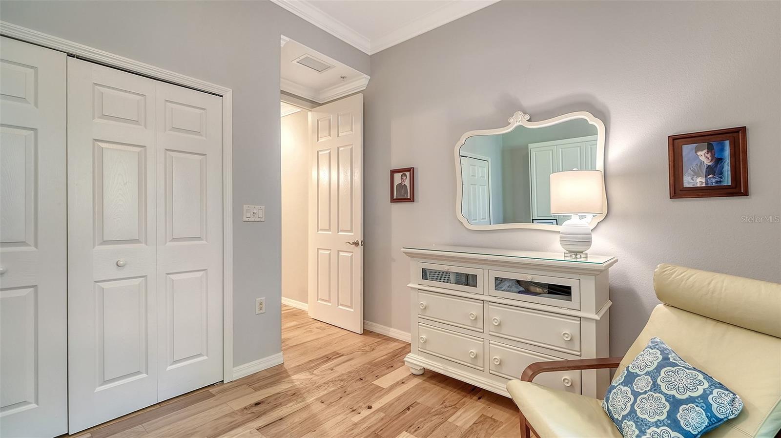 PALMER SQUARE WEST - Residential