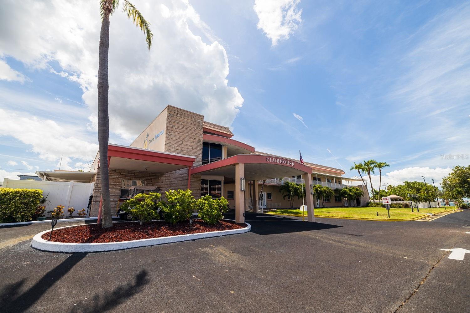 TOWN SHORES OF GULFPORT - Residential