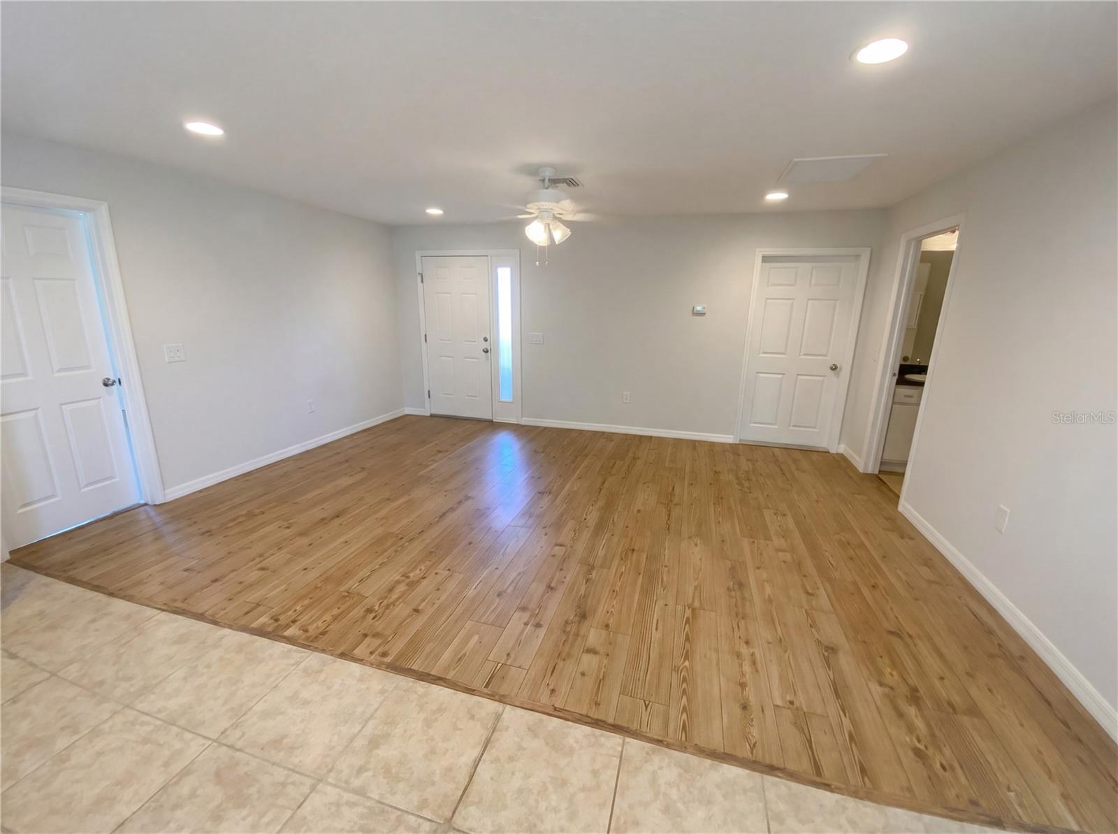 SPRING HILL - Residential