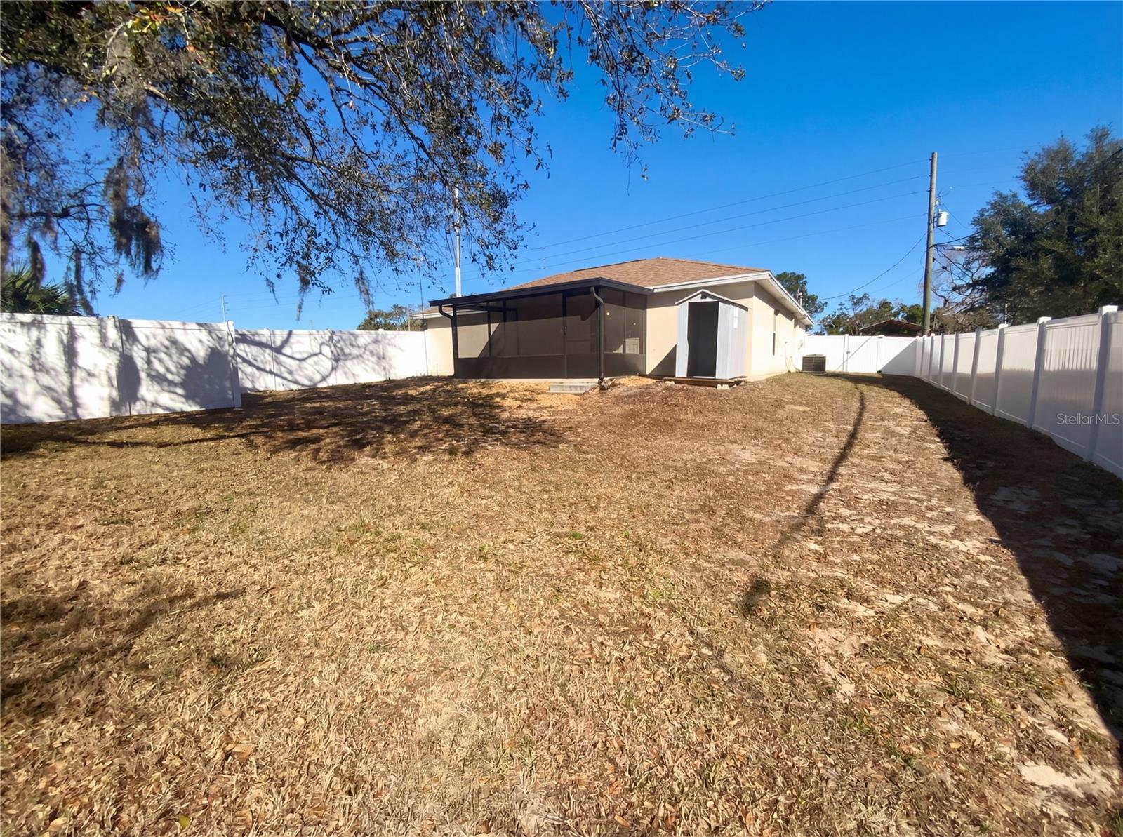 SPRING HILL - Residential