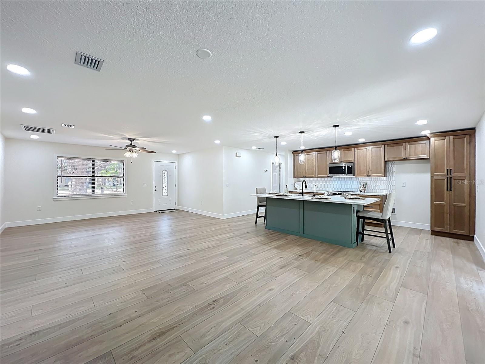 LITTLE LAKE GEORGIA TERRACE - Residential