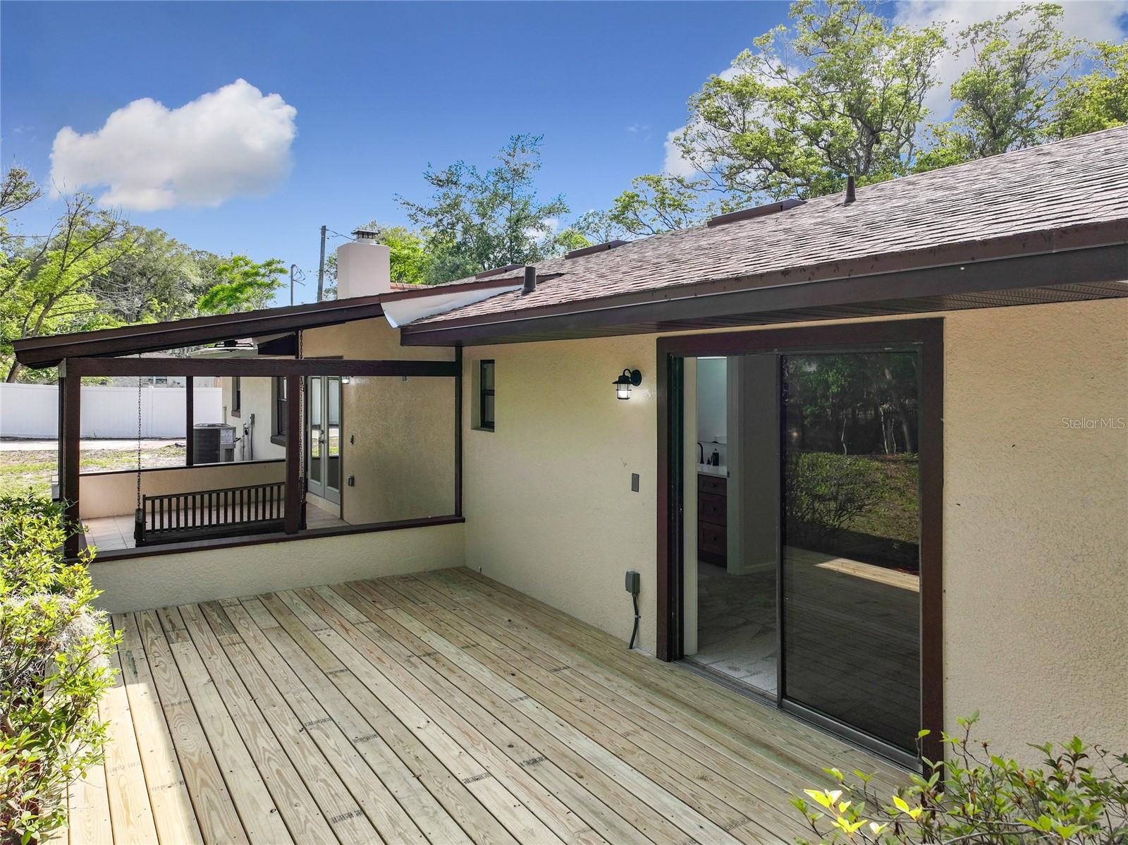 LITTLE LAKE GEORGIA TERRACE - Residential