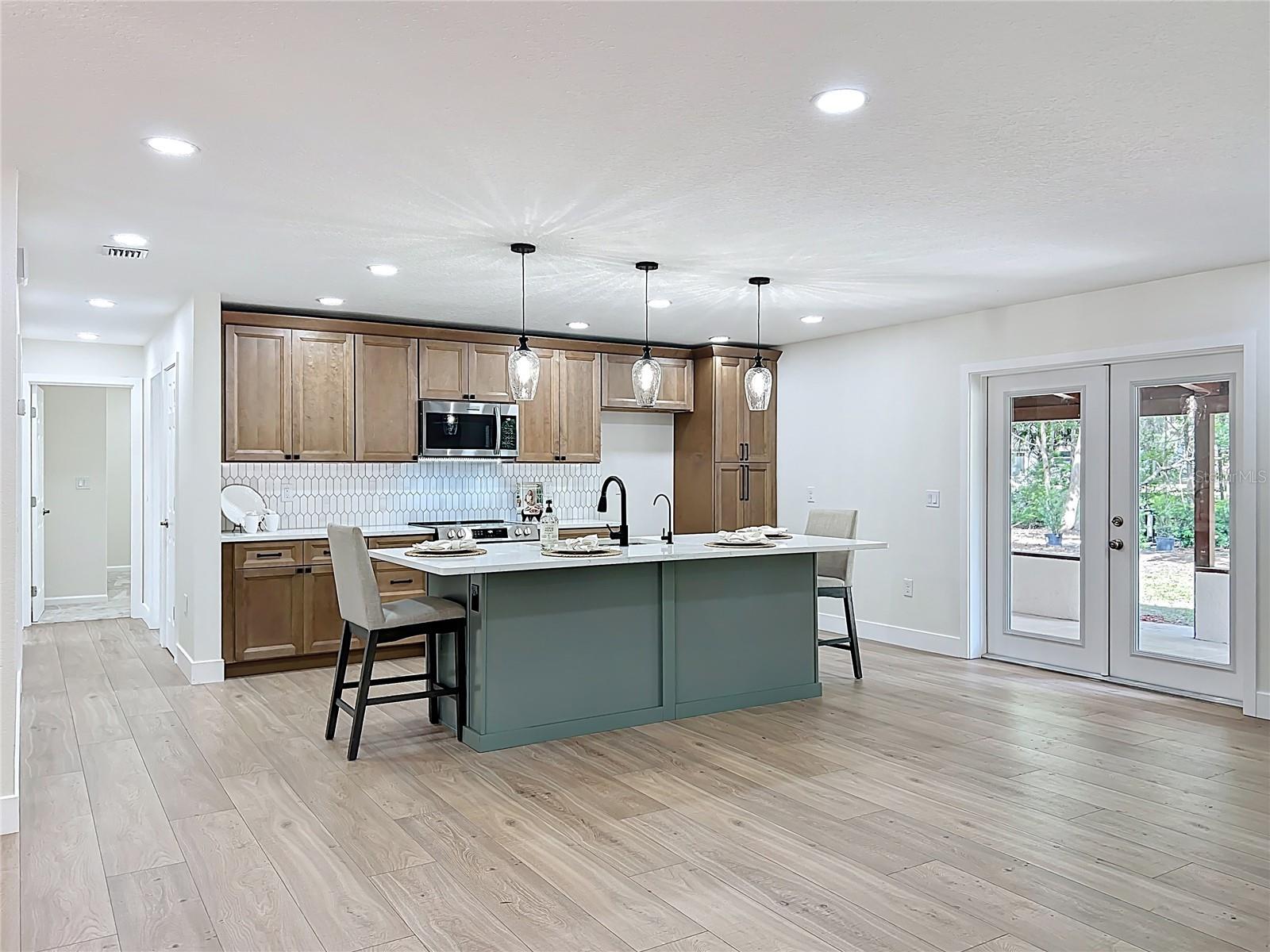 LITTLE LAKE GEORGIA TERRACE - Residential