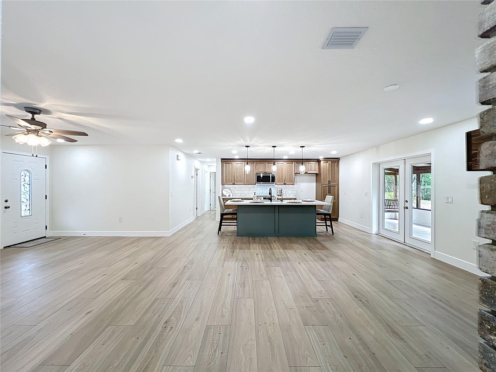 LITTLE LAKE GEORGIA TERRACE - Residential