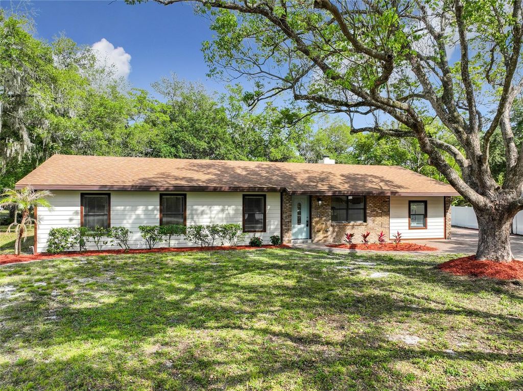 Photo of 5975 Sheryl Anita Street, Oviedo, FL 32765 (MLS # O6401877)