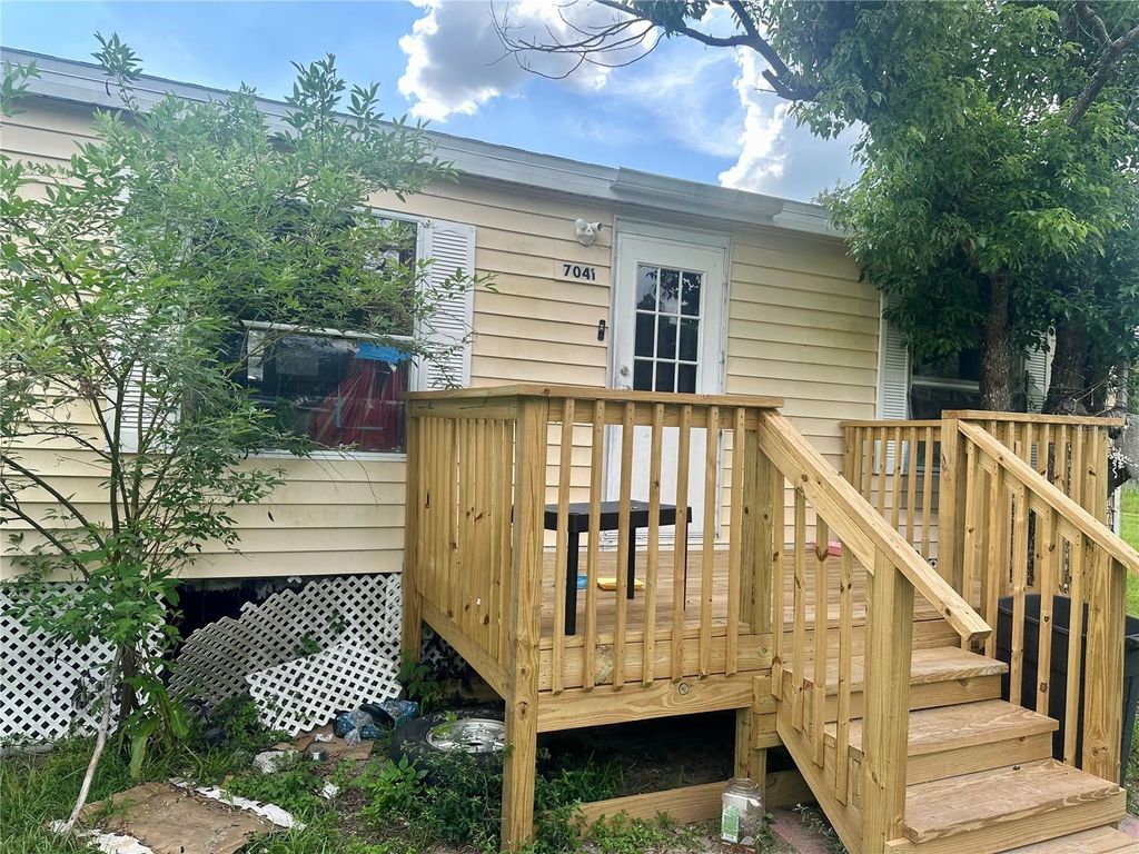 Photo of 7041 23rd Street, Zephyrhills, FL 33540 (MLS # TB8393195)