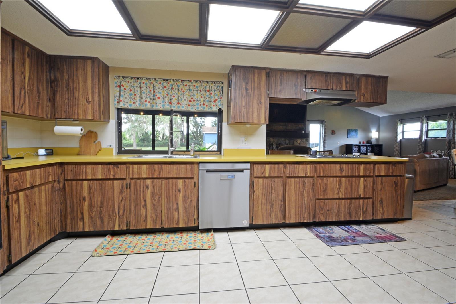 ZEPHYRHILLS COLONY CO - Residential