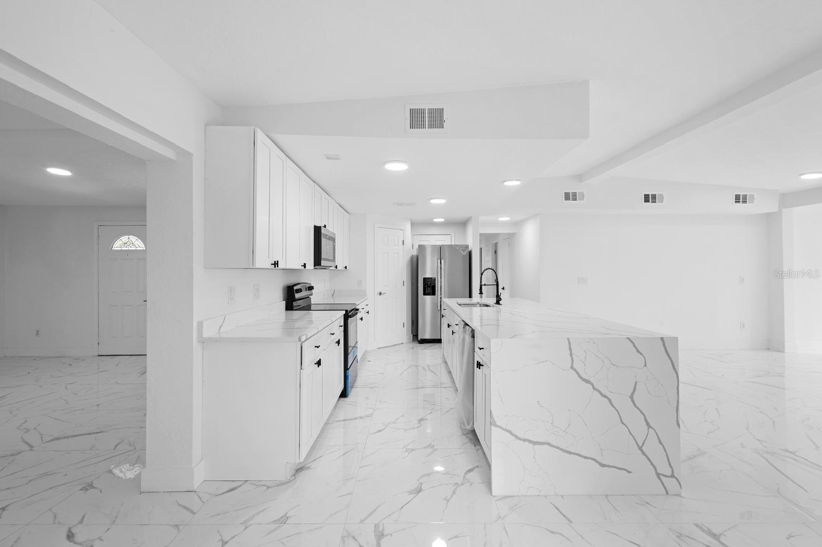 MINNEHAHA SHORES - Residential