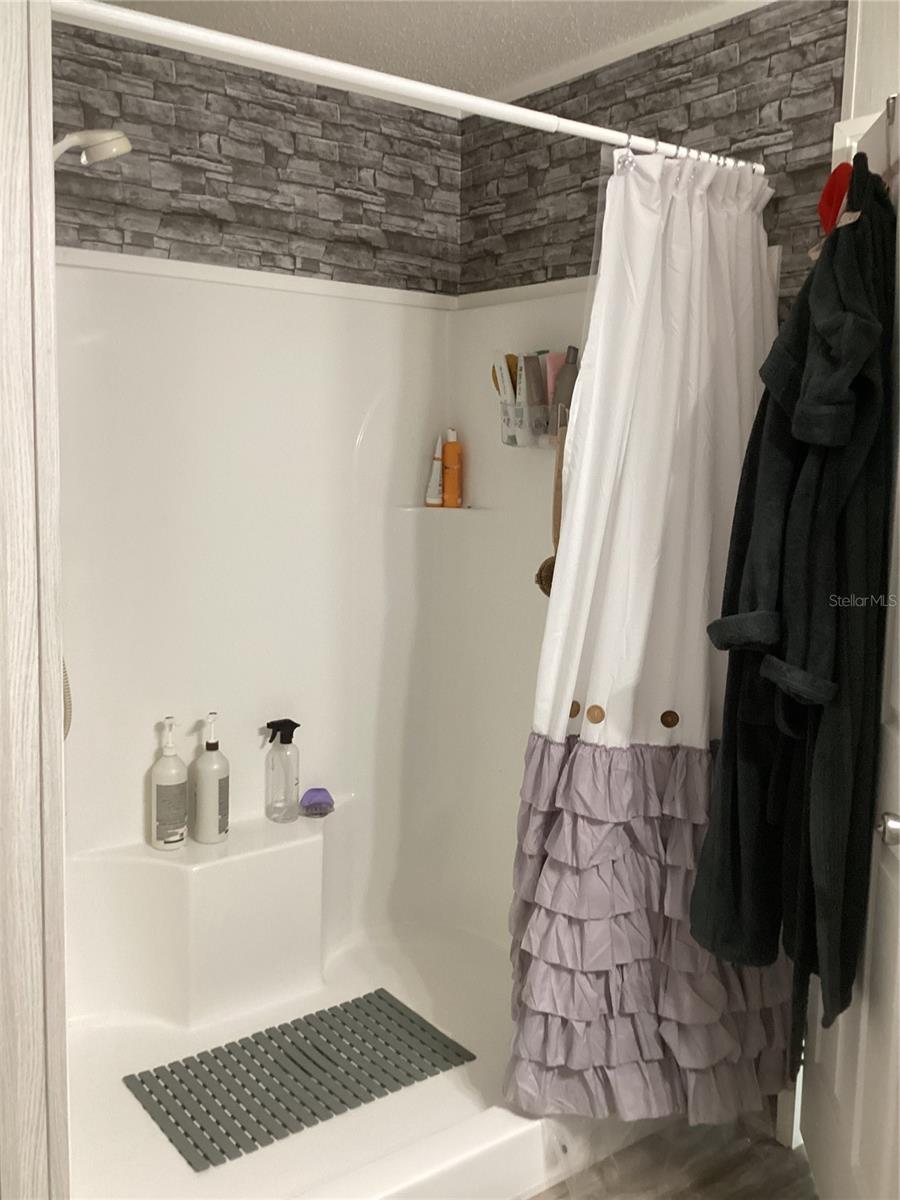 WILLISTON HIGHLANDS UN - Residential