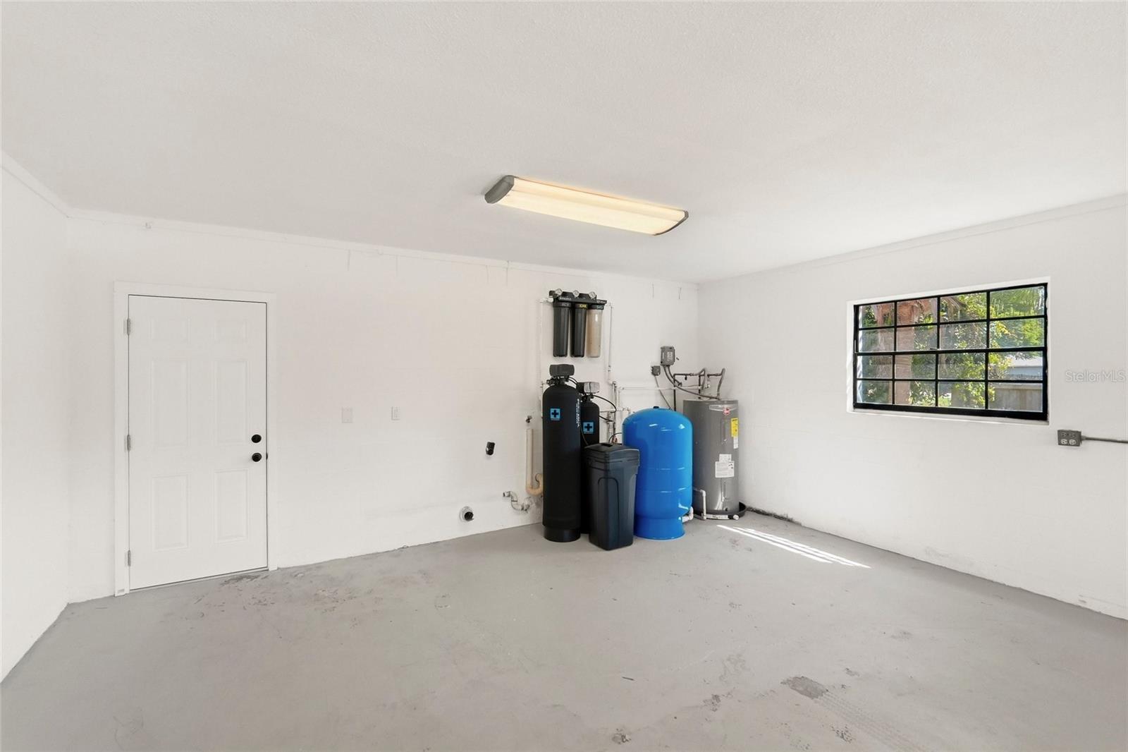 TRIPLE LAKES SUB - Residential