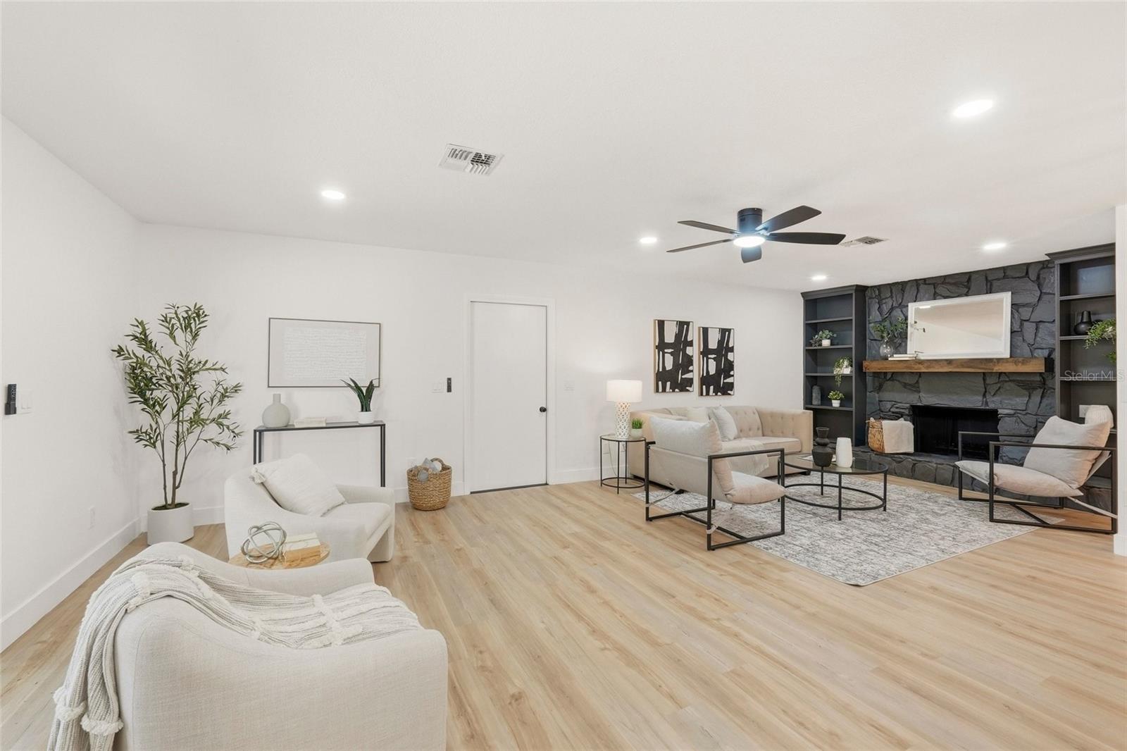TRIPLE LAKES SUB - Residential