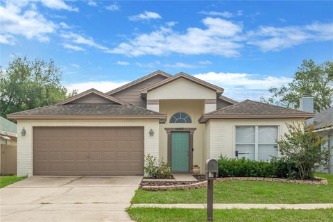 Photo of 10255 Allenwood Drive, Riverview, FL 33569 (MLS # TB8520789)