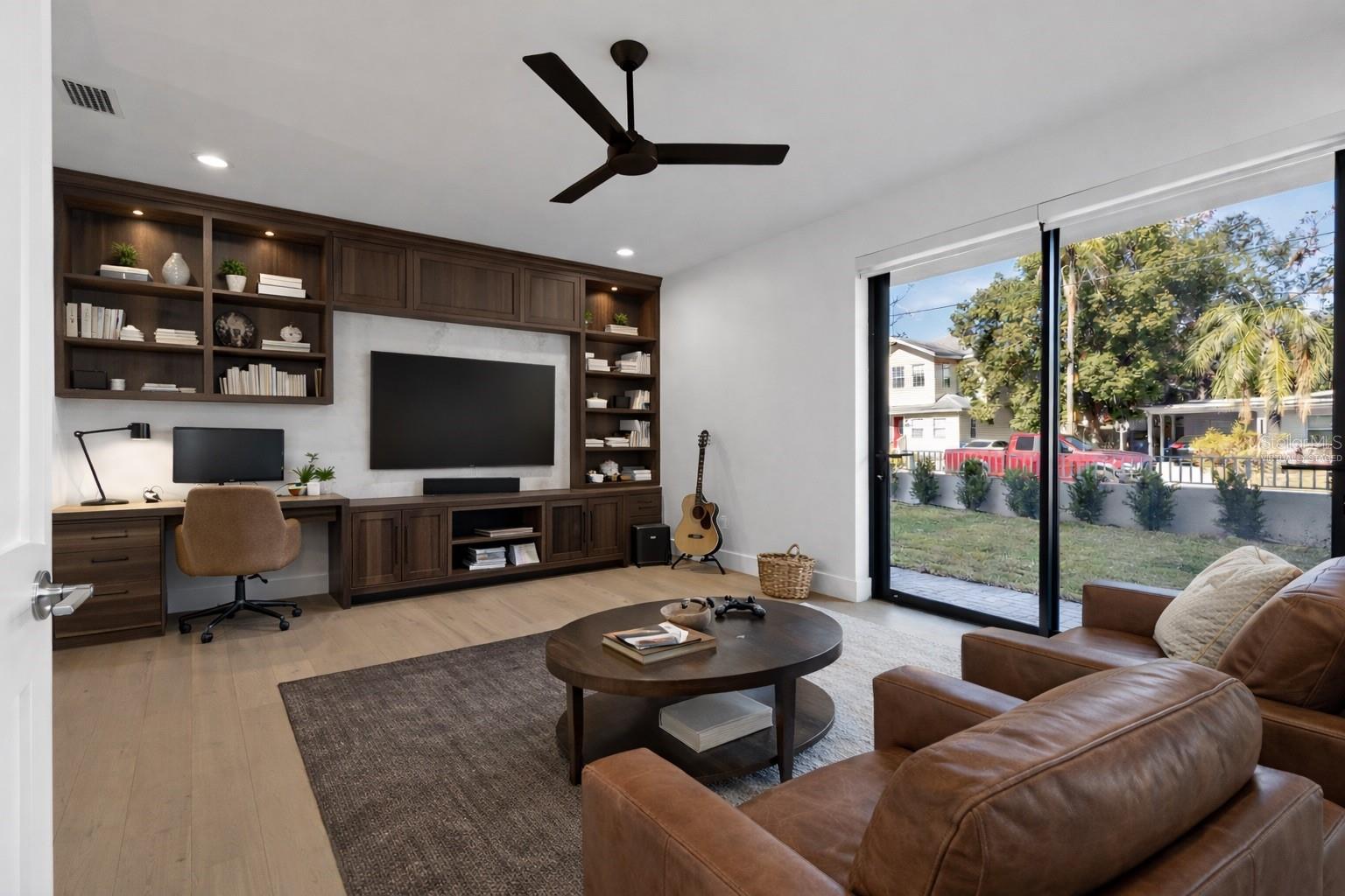 2707 NORTH WOODROW TWNHMS - Residential