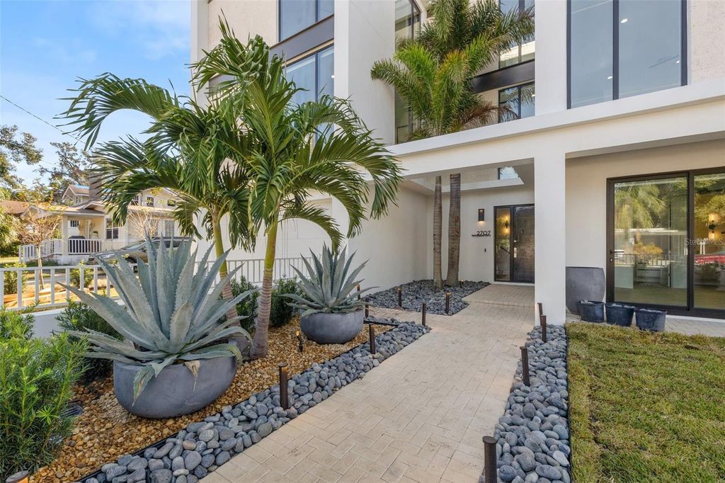 Photo of 2707 N Woodrow Avenue #3, Tampa, FL 33602 (MLS # TB8478173)