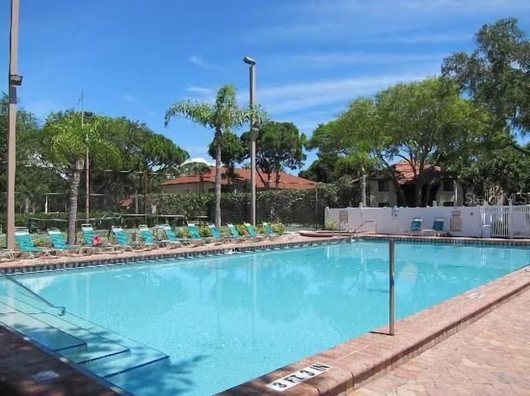 SHOREWALK BATH & TENNIS CLUB I - Residential
