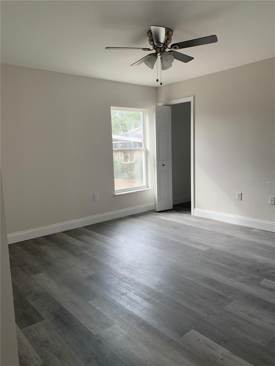 EATON PARK PB 7 PG 43 - Residential