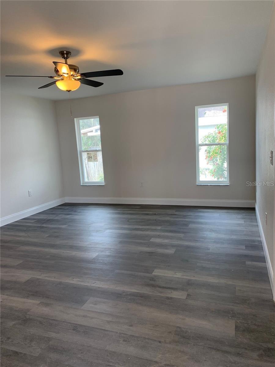 EATON PARK PB 7 PG 43 - Residential