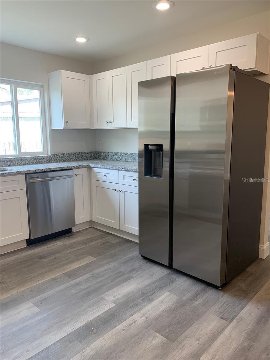 EATON PARK PB 7 PG 43 - Residential