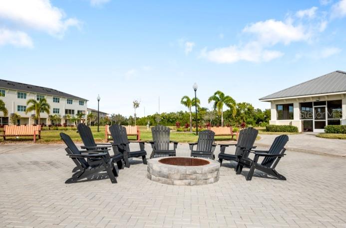 TOWNHOMES OF SEMINOLE ISLE - Residential