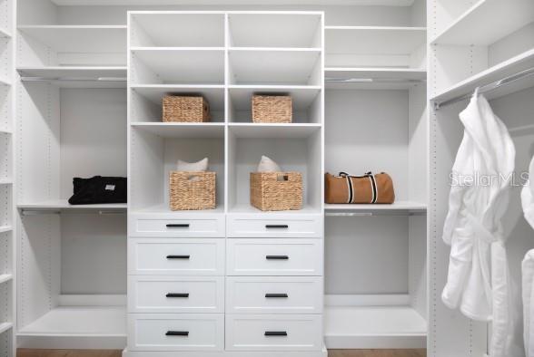 TOWNHOMES OF SEMINOLE ISLE - Residential