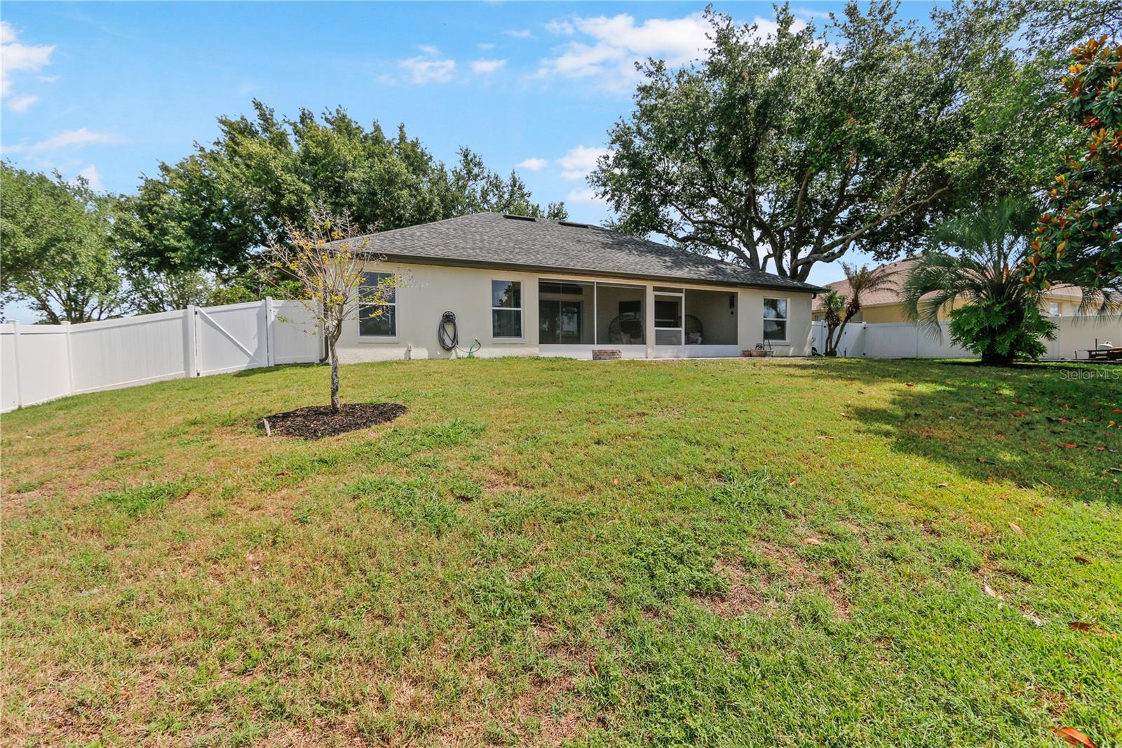 VINEYARD ESTATES SUB - Residential