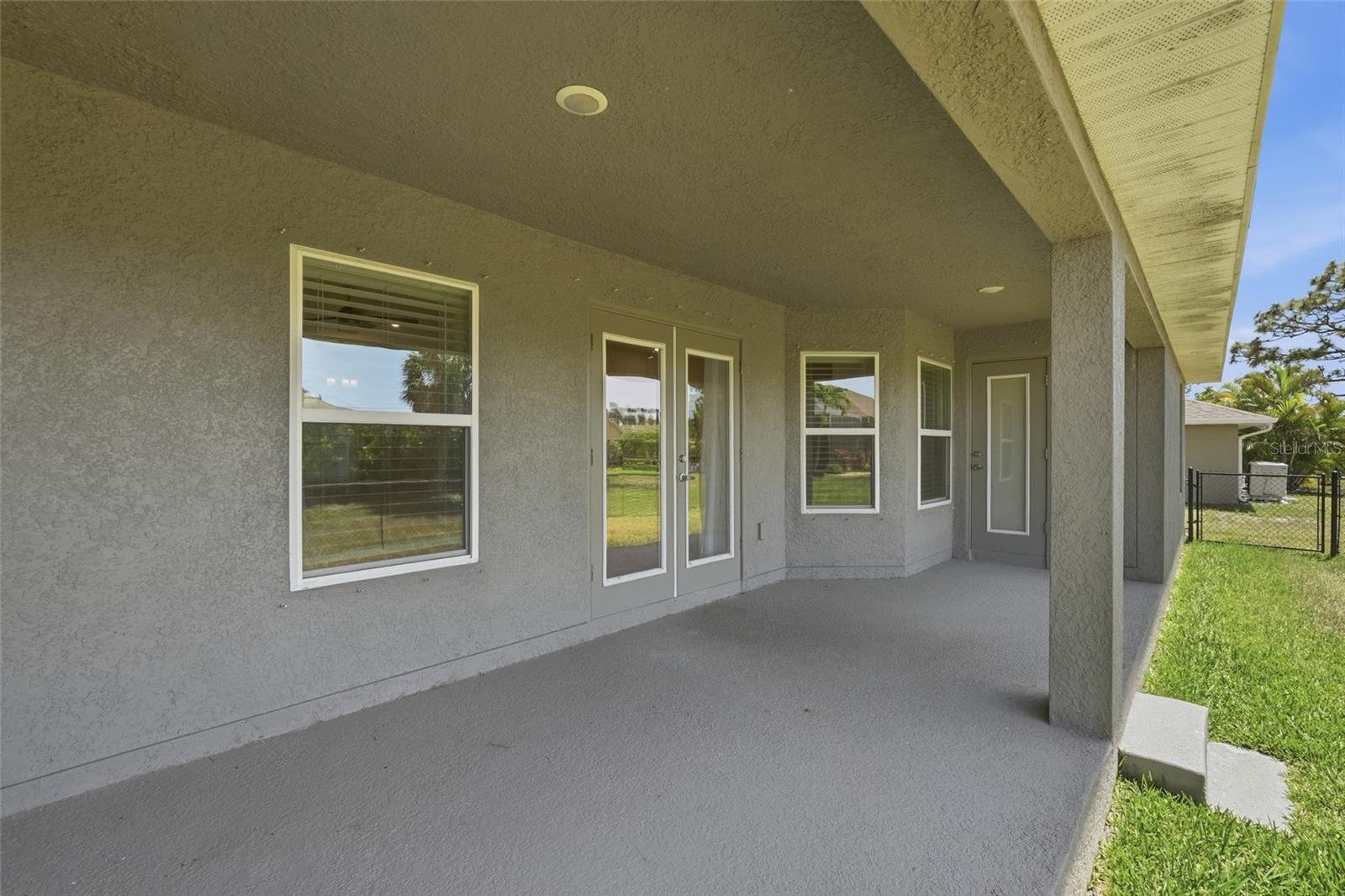 ROTONDA WEST LONG MEADOW - Residential