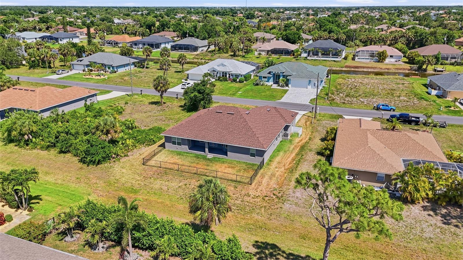 ROTONDA WEST LONG MEADOW - Residential