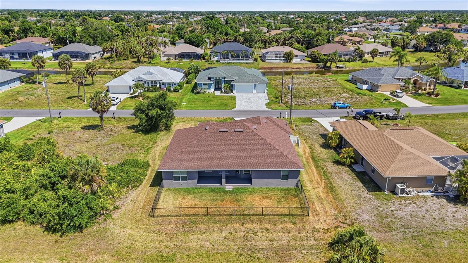 ROTONDA WEST LONG MEADOW - Residential