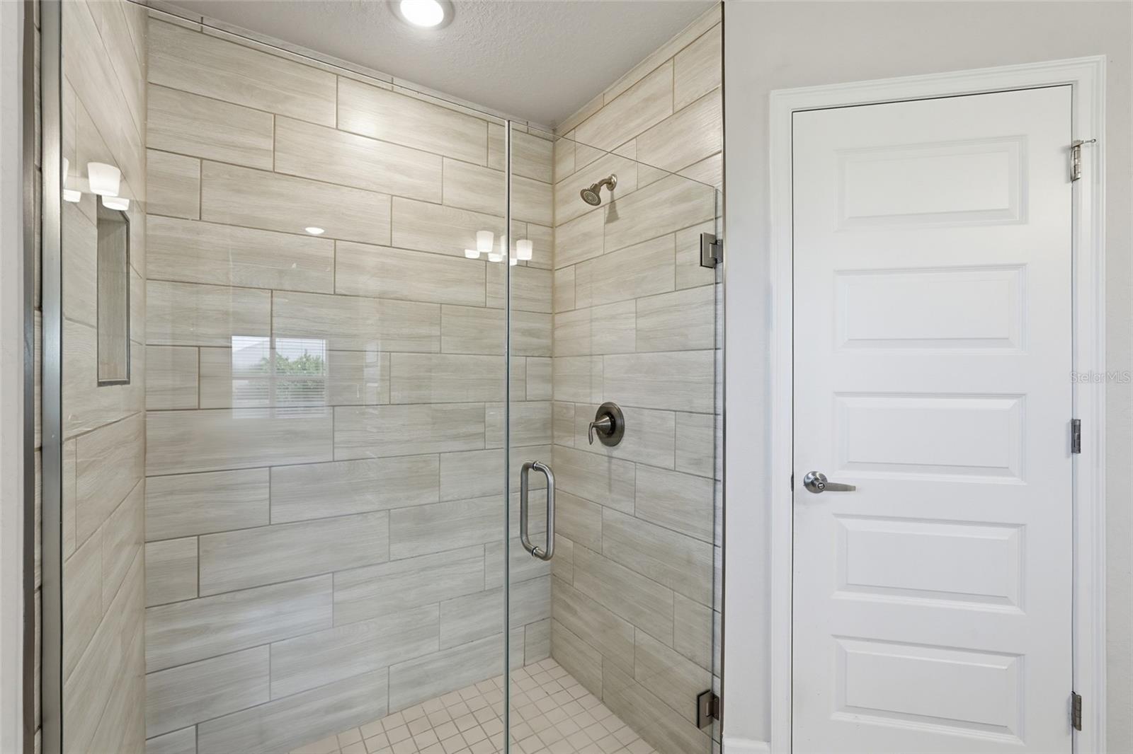 ROTONDA WEST LONG MEADOW - Residential