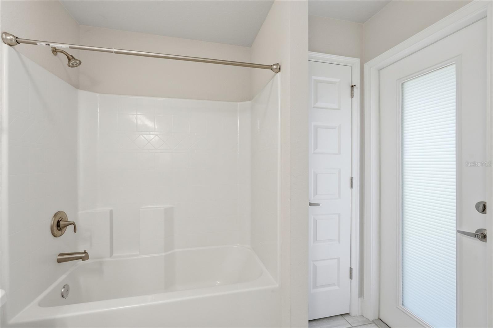 ROTONDA WEST LONG MEADOW - Residential