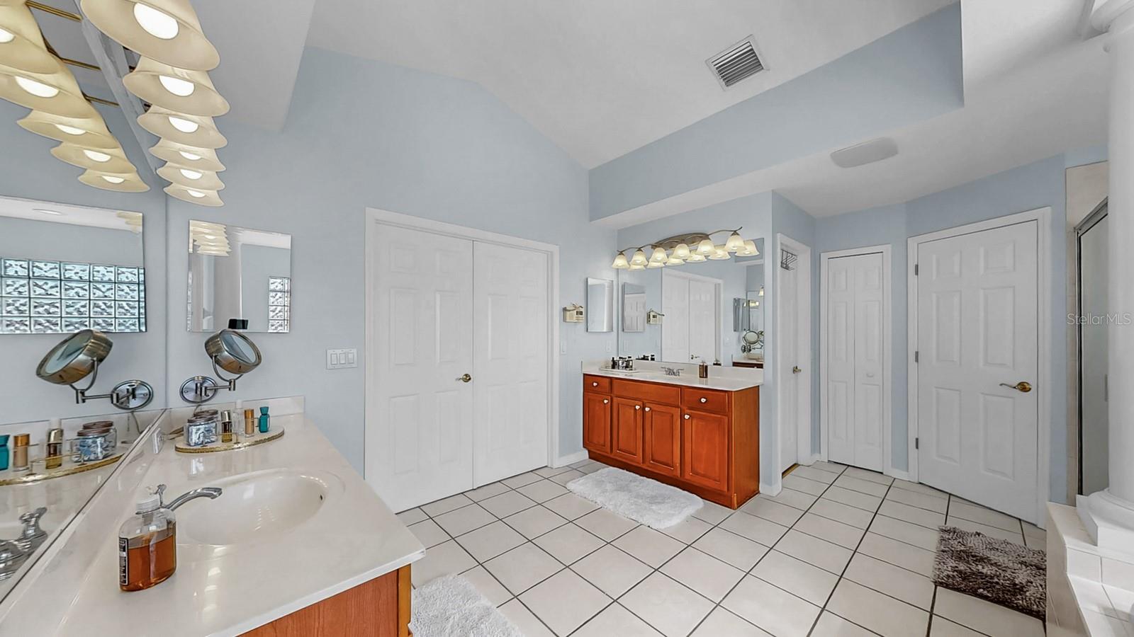 FOX WOOD PH 06 - Residential