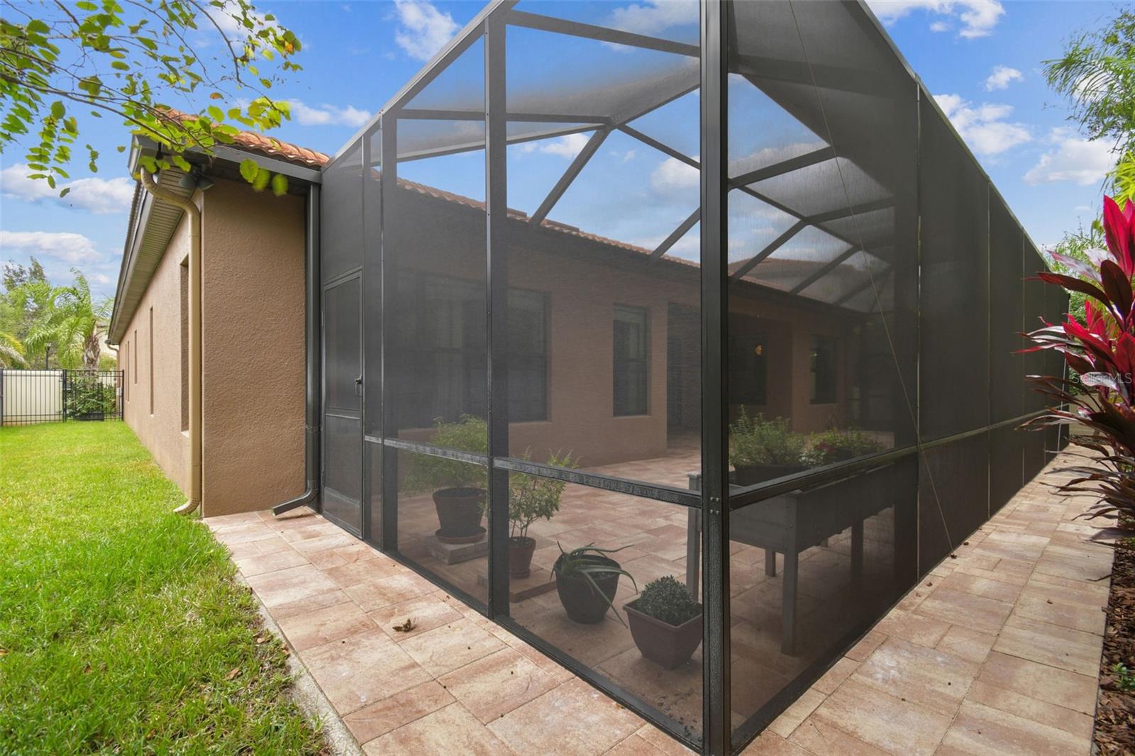 RESERVE AT LAKE LECLARE - Residential