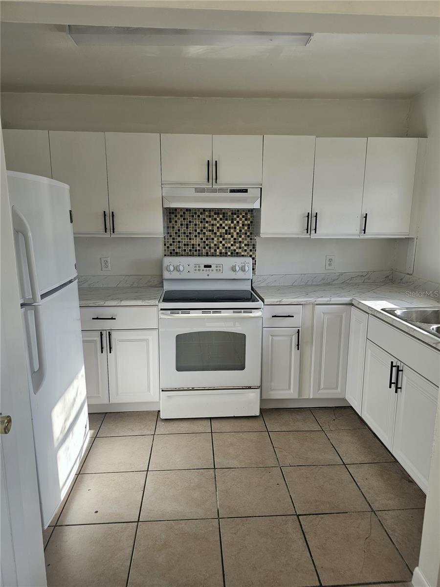 ESSEX PARK VILLAS - Residential