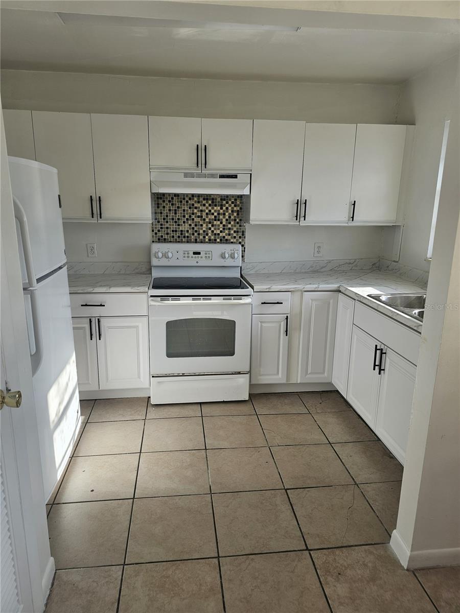 ESSEX PARK VILLAS - Residential