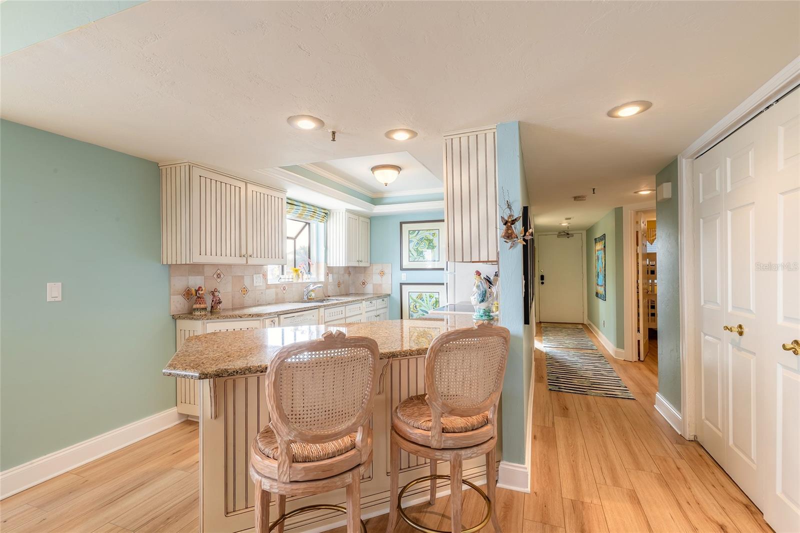 CLUB OCEANIA CONDO PH 01 & 02 - Residential