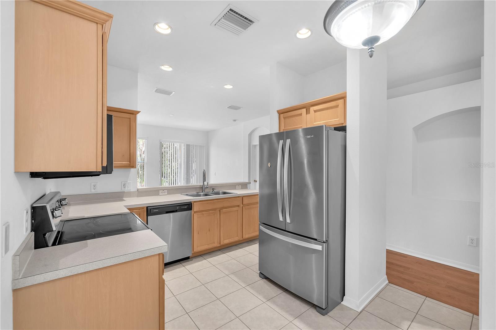 8427 DEER CHASE DRIVE